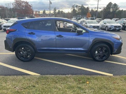 Used 2025 Subaru Crosstrek 2.0i image 4