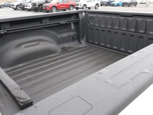 Used 2022 RAM 1500 Laramie AWD/4WD image 14