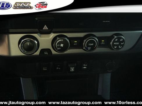 Used 2019 Toyota Tacoma SR5 AWD/4WD image 21
