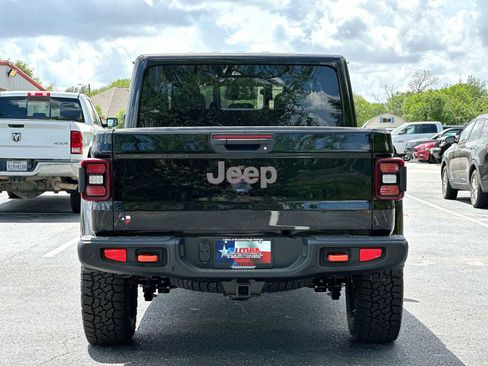 New 2026 Jeep Gladiator Mojave AWD/4WD image 14
