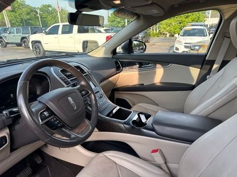 Used 2020 Lincoln Nautilus Reserve AWD/4WD image 10