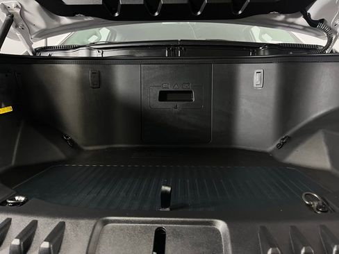 Used 2024 Ford F150 Lightning Flash image 31