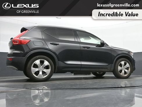 Used 2019 Volvo XC40 T5 Momentum AWD/4WD image 33