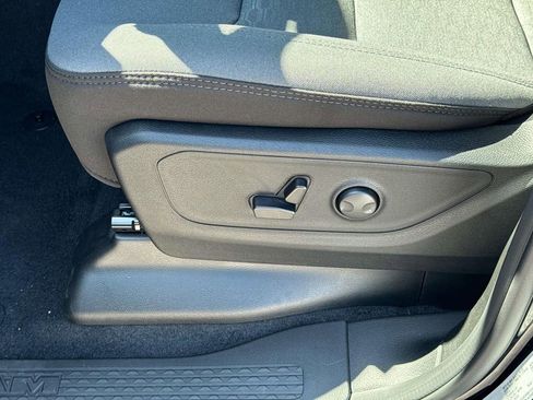 New 2025 RAM 1500 Big Horn image 14