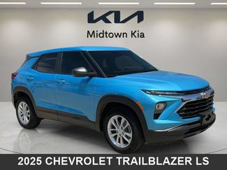Used 2025 Chevrolet TrailBlazer LS w/ LS Convenience Package FWD video 1