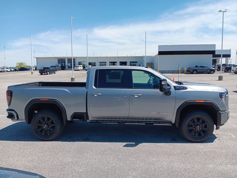New 2026 GMC Sierra 2500 AT4 image 5