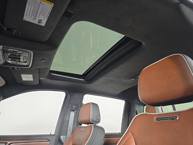 Certified 2025 GMC Sierra 3500 Denali Ultimate AWD/4WD image 31