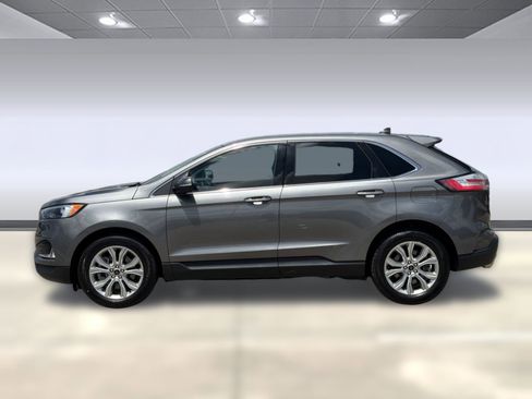 Certified 2023 Ford Edge Titanium AWD/4WD image 2