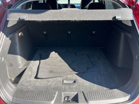 Used 2025 Chevrolet Trax LT image 24