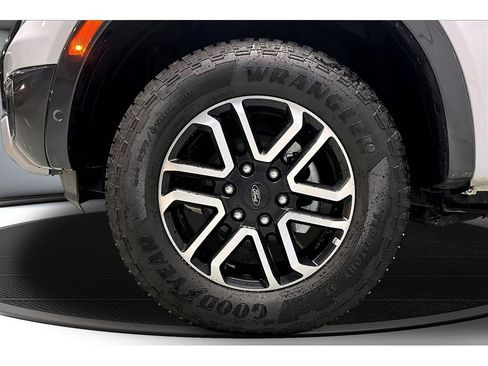 Used 2024 Ford Ranger Lariat image 10