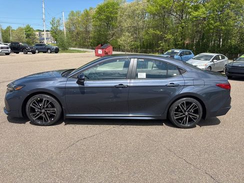 Used 2026 Toyota Camry XSE FWD image 3