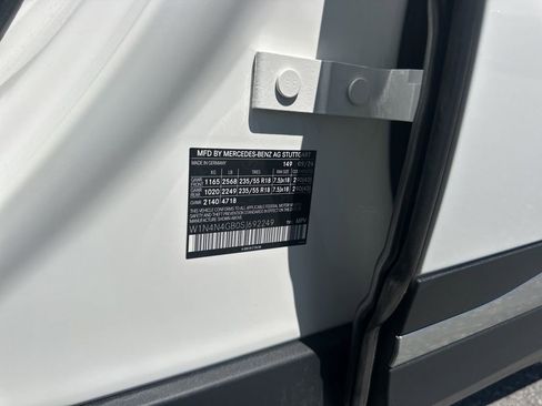 Used 2025 Mercedes-Benz GLA 250 image 34