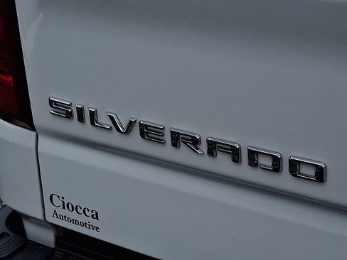 Used 2023 Chevrolet Silverado 1500 LT AWD/4WD image 30