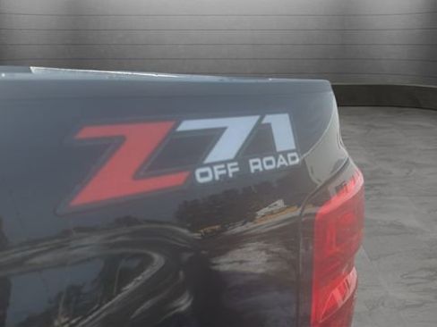 Used 2015 Chevrolet Silverado 2500 LTZ w/ LTZ Plus Package image 10