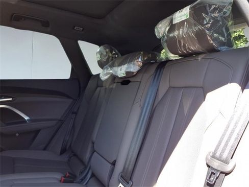 New 2025 Audi Q5 Premium Plus image 7