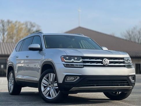 Used 2019 Volkswagen Atlas SEL image 3