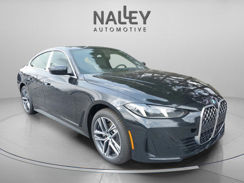 Used 2025 BMW 430i w/ Premium Package image 4