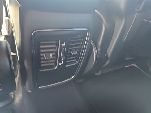 Used 2020 Dodge Durango SXT w/ 3rd Row Seating Group image 23