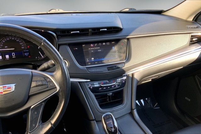Used 2019 Cadillac XT5 Premium Luxury AWD/4WD image 5
