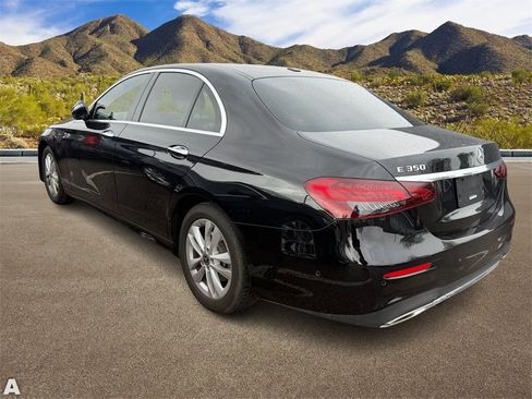 Used 2022 Mercedes-Benz E 350 Sedan image 3