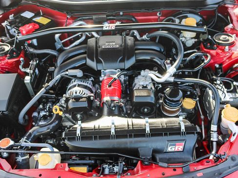 Used 2024 Toyota GR86 TRUENO Edition image 27