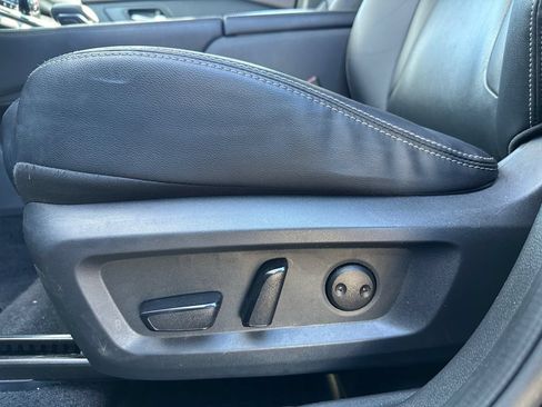 Used 2023 Nissan Rogue SL w/ SL Premium Package FWD image 19