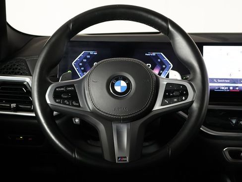 Used 2025 BMW X6 xDrive40i w/ Climate Comfort Package image 41