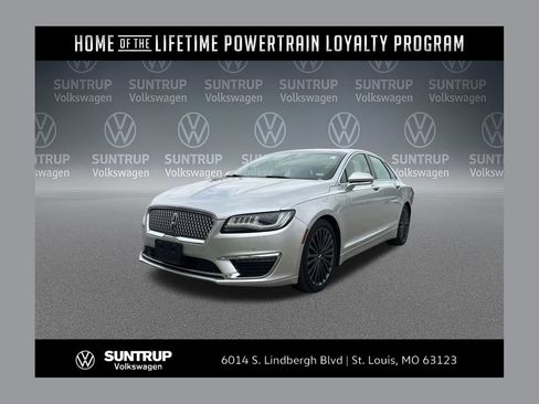Used 2017 Lincoln MKZ Reserve w/ Technology Package AWD/4WD image 1