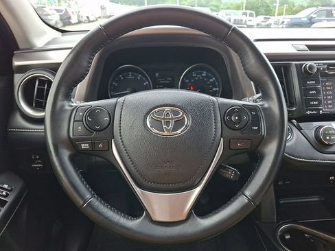 Used 2018 Toyota RAV4 XLE w/ Plus Extra Value Package AWD/4WD image 20