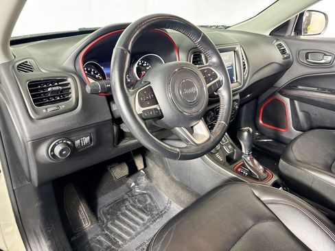 Used 2018 Jeep Compass Trailhawk w/ Leather Interior Group image 9
