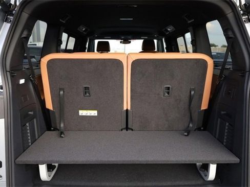 New 2025 Volkswagen ID. Buzz Pro S Plus image 9