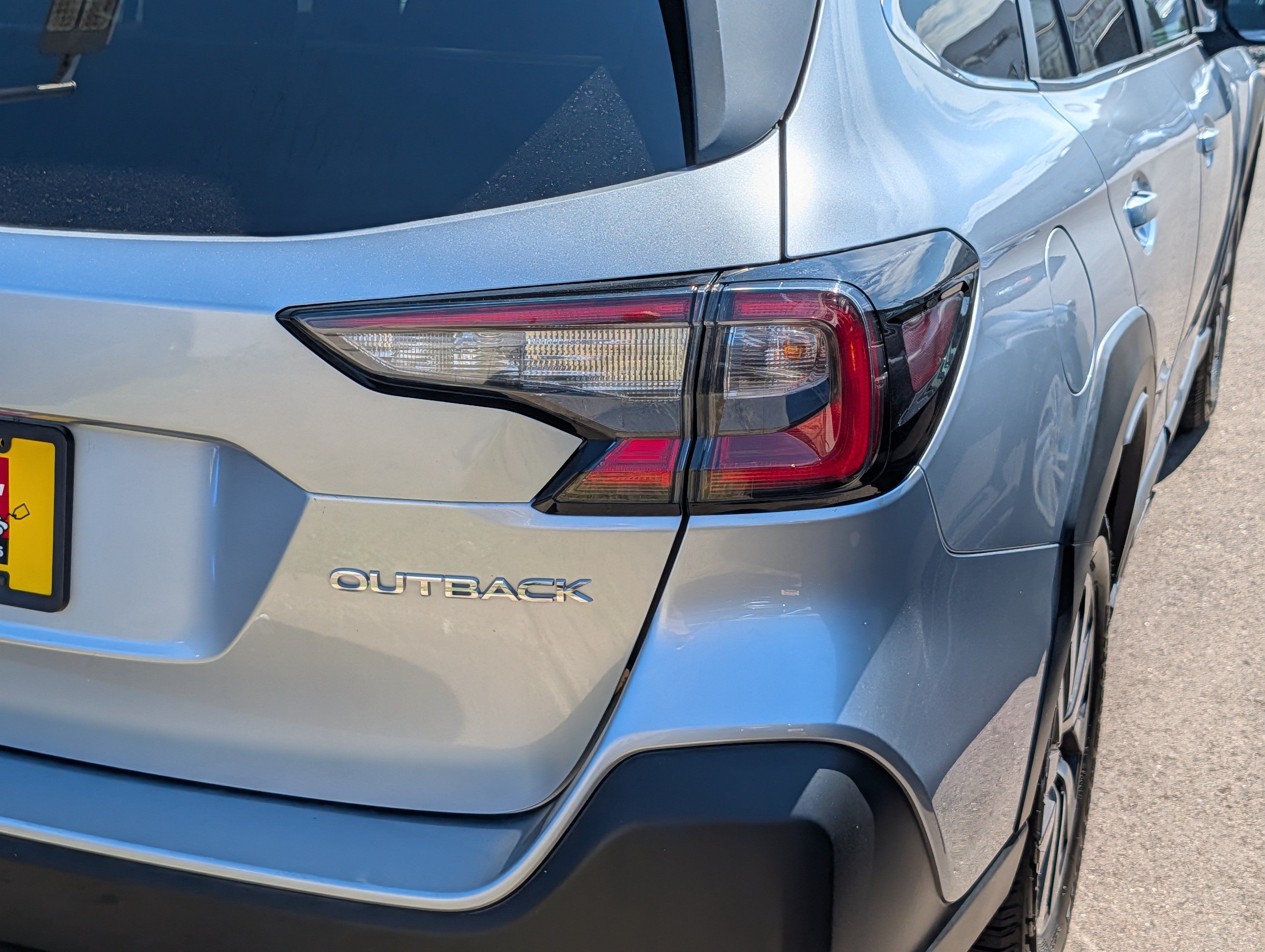 Certified 2025 Subaru Outback Premium AWD/4WD image 17