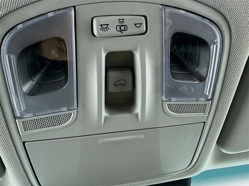 Used 2020 Hyundai Kona Limited w/ Cargo Package image 21