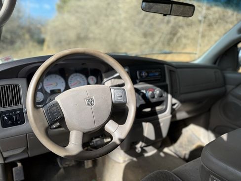 Used 2004 Dodge Ram 1500 Truck SLT w/ Trailer Tow Group image 12