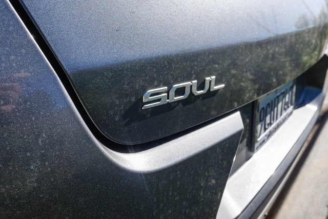 Certified 2023 Kia Soul S FWD image 13