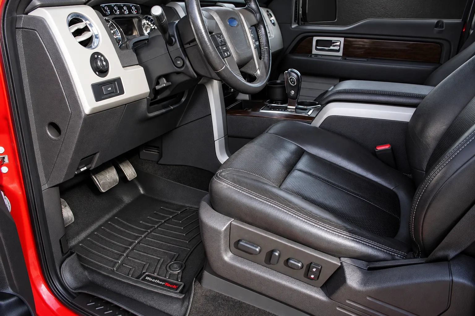 Used 2012 Ford F150 Lariat w/ Lariat Chrome Pkg AWD/4WD image 13