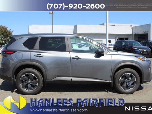 New 2026 Nissan Rogue SV w/ Cold Weather Package AWD/4WD image 6