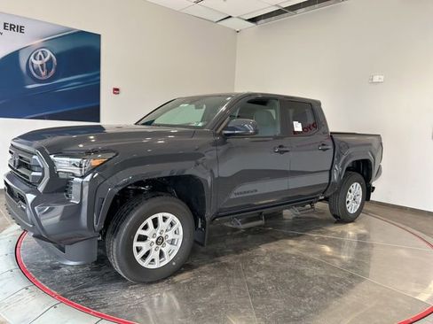 New 2026 Toyota Tacoma SR5 AWD/4WD image 2