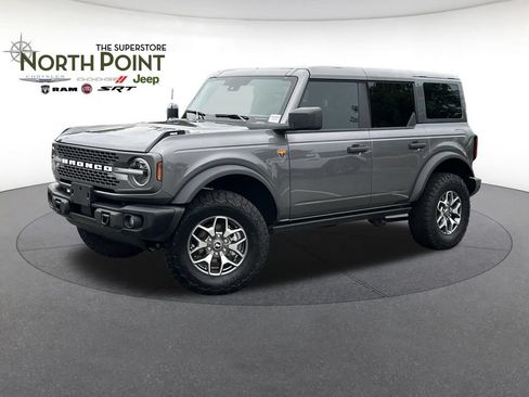 Used 2025 Ford Bronco Badlands AWD/4WD image 1