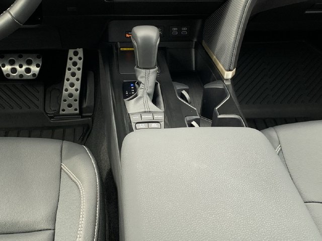 Used 2026 Toyota Camry SE w/ Multimedia Upgrade Package FWD image 27
