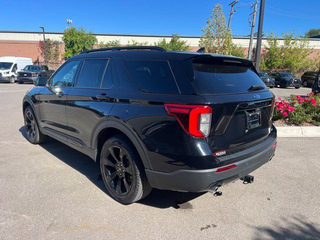 Used 2023 Ford Explorer ST-Line AWD/4WD image 7