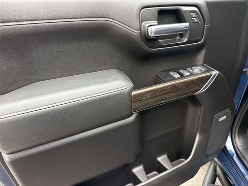 Used 2019 Chevrolet Silverado 1500 LT Trail Boss AWD/4WD image 20