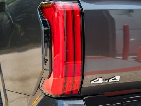 New 2026 Toyota Tundra Limited AWD/4WD image 8