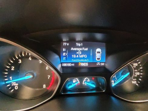 Used 2019 Ford Escape SE FWD image 23