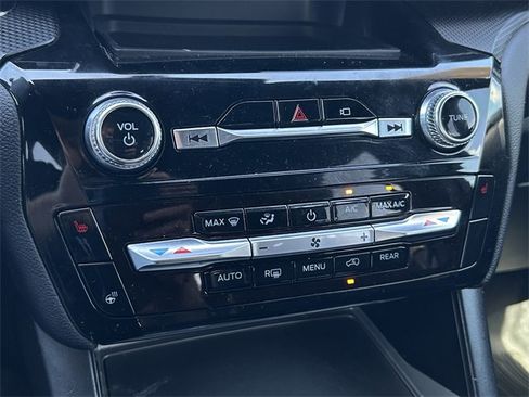 Used 2023 Ford Explorer ST-Line image 17