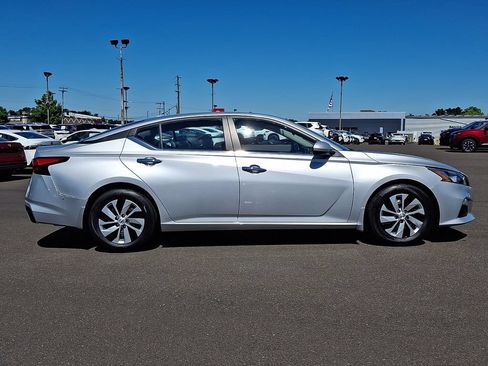 Used 2020 Nissan Altima 2.5 S FWD image 7
