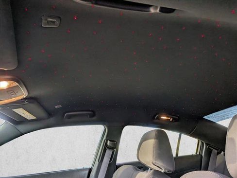 Used 2022 Dodge Charger R/T w/ Blacktop Package image 15