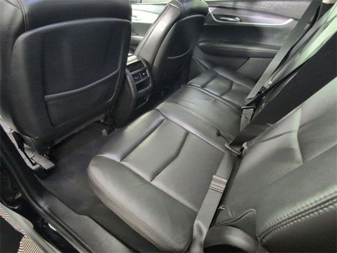 Used 2018 Cadillac XT5 Luxury w/ Driver Awareness Package image 28