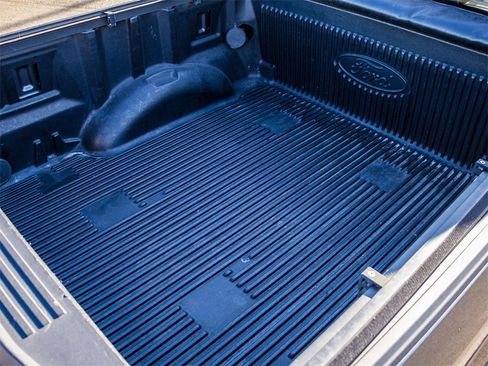 Used 2019 Ford F150 XLT w/ Equipment Group 302A Luxury image 11