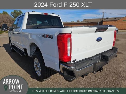 Used 2024 Ford F250 XLT image 9
